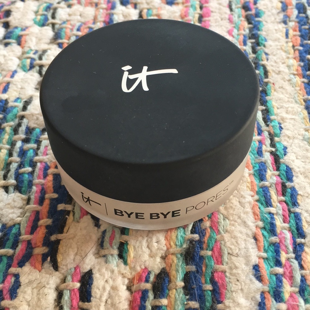 Bye Bye Pores Translucent Powder